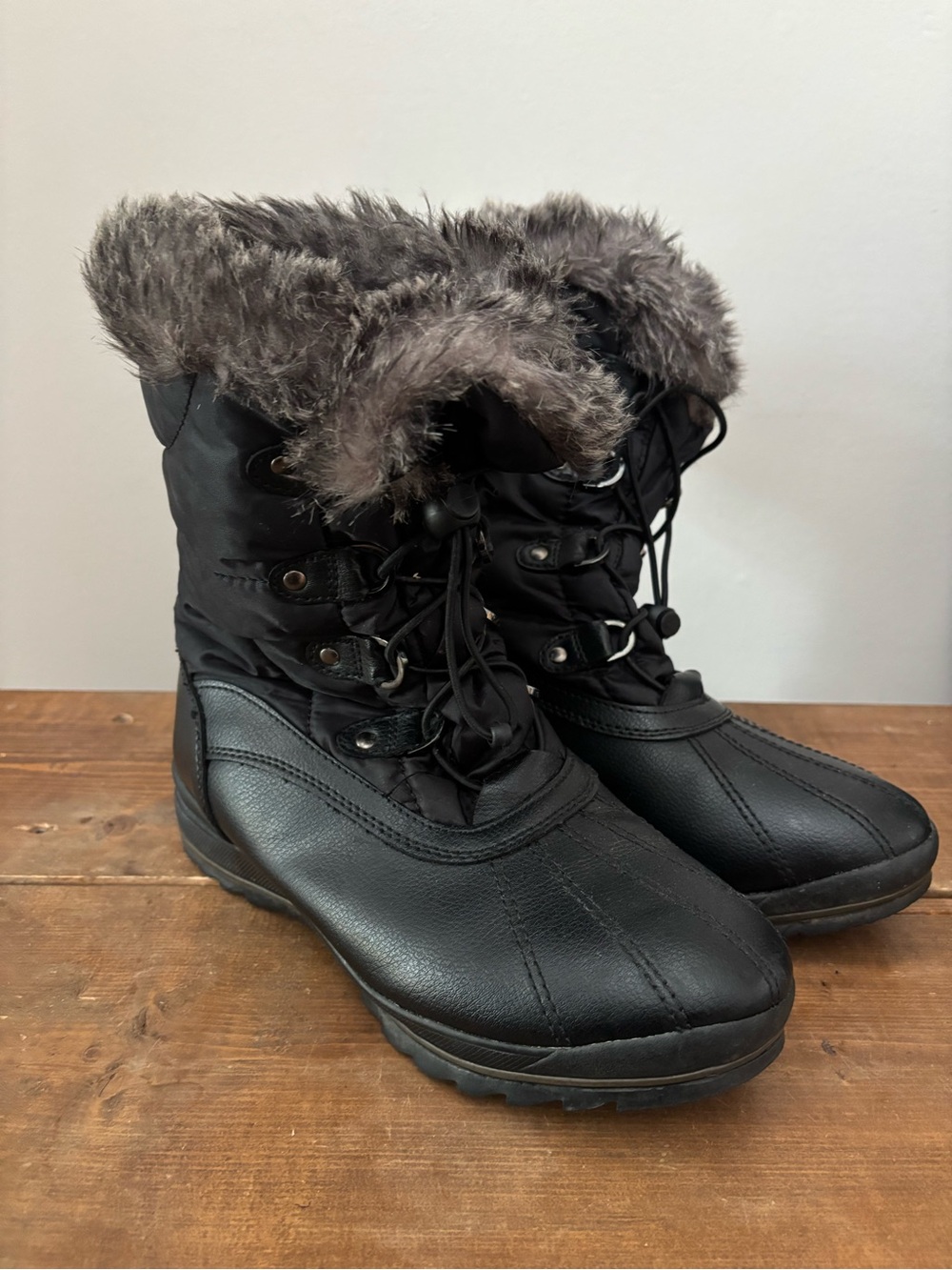 Women's Storm by Cougar Black Winter Snow Boots Boots Size 9